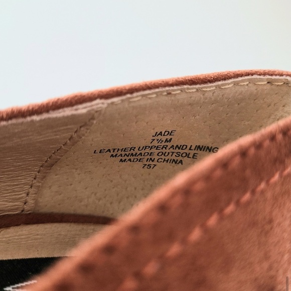 NWOT Steven by Steve Madden Jade Wing Tip Suede Pumps - Picture 8 of 9